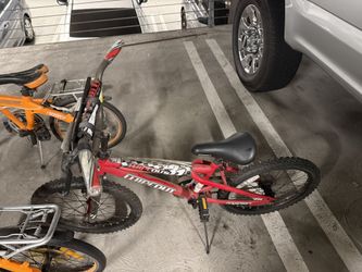 Dynacraft Wipeout Kids’ Bike – $15