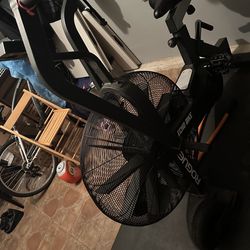 2024 Good Condition Rogue Echo Bike v3.0 with Fan Resistance and LCD Monitor - Bloomfield, NJ