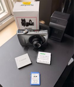 Canon, PowerShot BSD750. Digital Elph, AiAF + Accessories