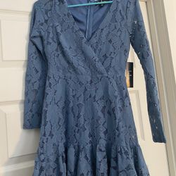 BRAND NEW WITH TAGS! LULUS Blue Lace Dress (XS) 
