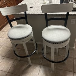 Ashley Furniture Bar Stools