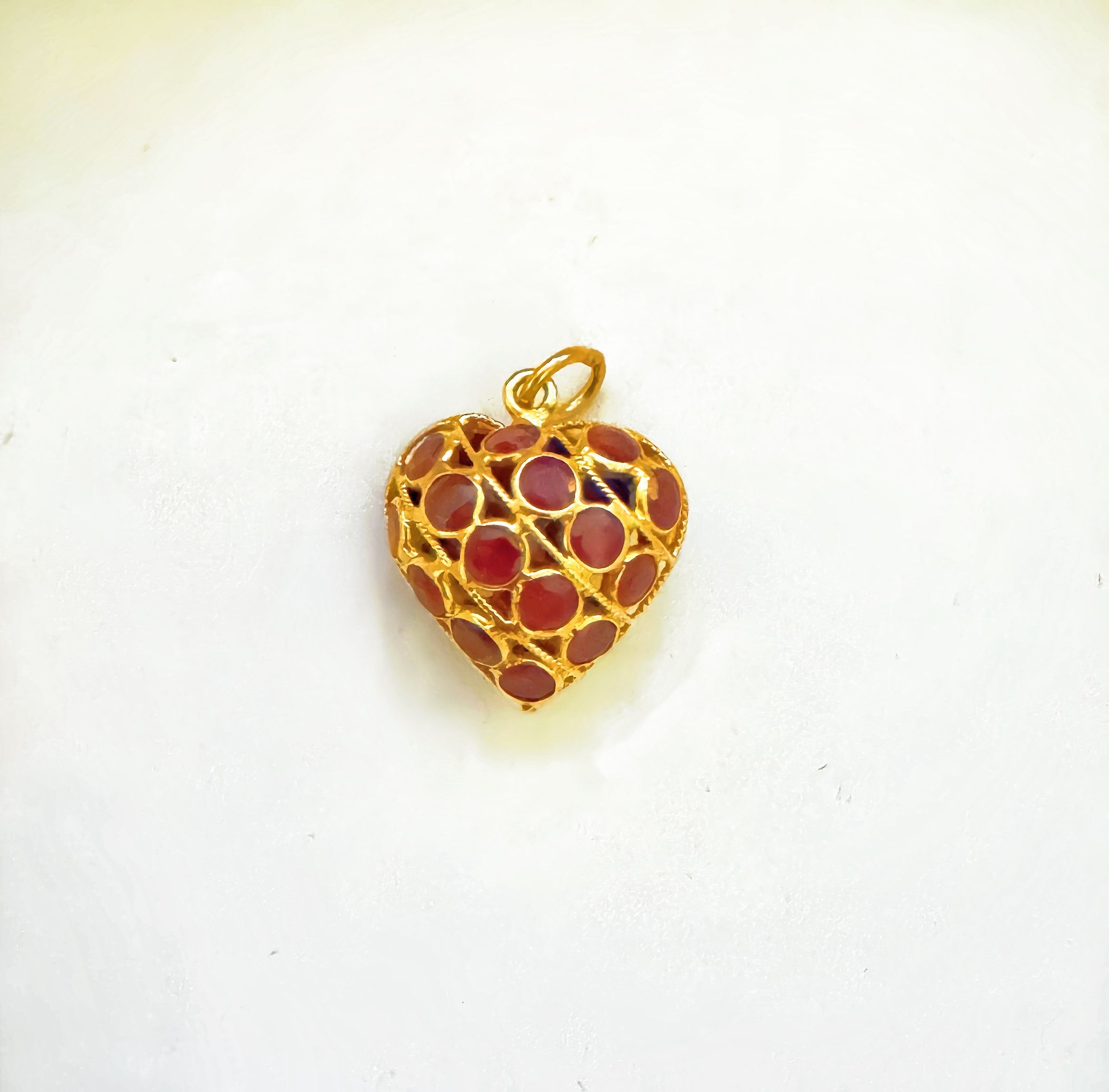 18k Gold sapphire and pink sapphire heart-shaped pendant