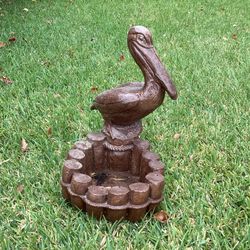 Garden Pelican 17” Tall X 10” Wide 