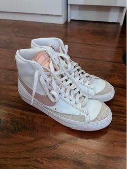 Womens size 8 nike blazers
