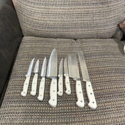 8 The Pioneer Women Kitchen Knives. $35 all.