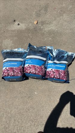 Bulk Reef Supply Pharmaceutical Grade supplement for reef tank