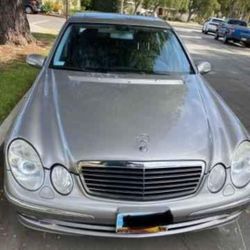 2004 Mercedes-Benz E-Class