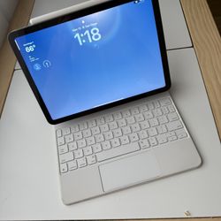 iPad Air 4th Generation comes with keyboard and Apple Pencil 