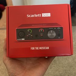 Focusrite Scarlett Solo 3rd Gen USB Audio Interface for Guitarists, Vocalists, Podcasters or Producers to record and playback studio quality sound