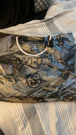 Men’s medium sweater 5$