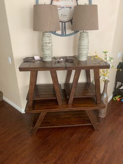 Coffee table, end tables and lamps