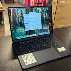 Excellent Condition: Apple MacBook Air 15" M4 - 24GB RAM / 512GB SSD