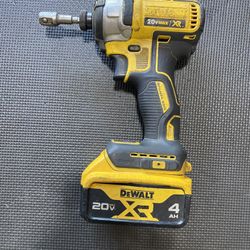 DeWalt DCF887 1/4 inch Coldless Impact Driver w Lithium Battery