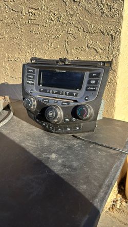 Honda Stereo, Black