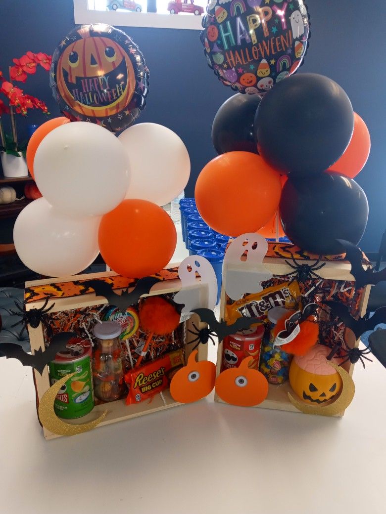 Halloween Gift Basket 