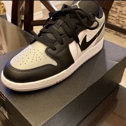Jordan 1 Low Sz7