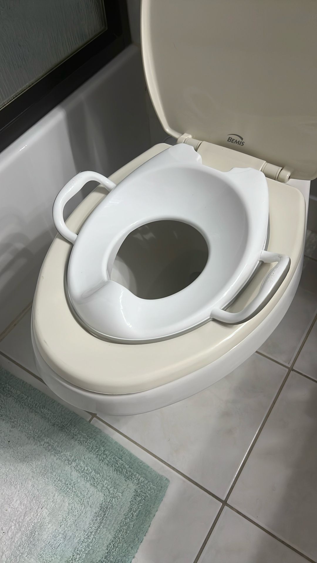 Munchkin - Toddler Toilet Seat