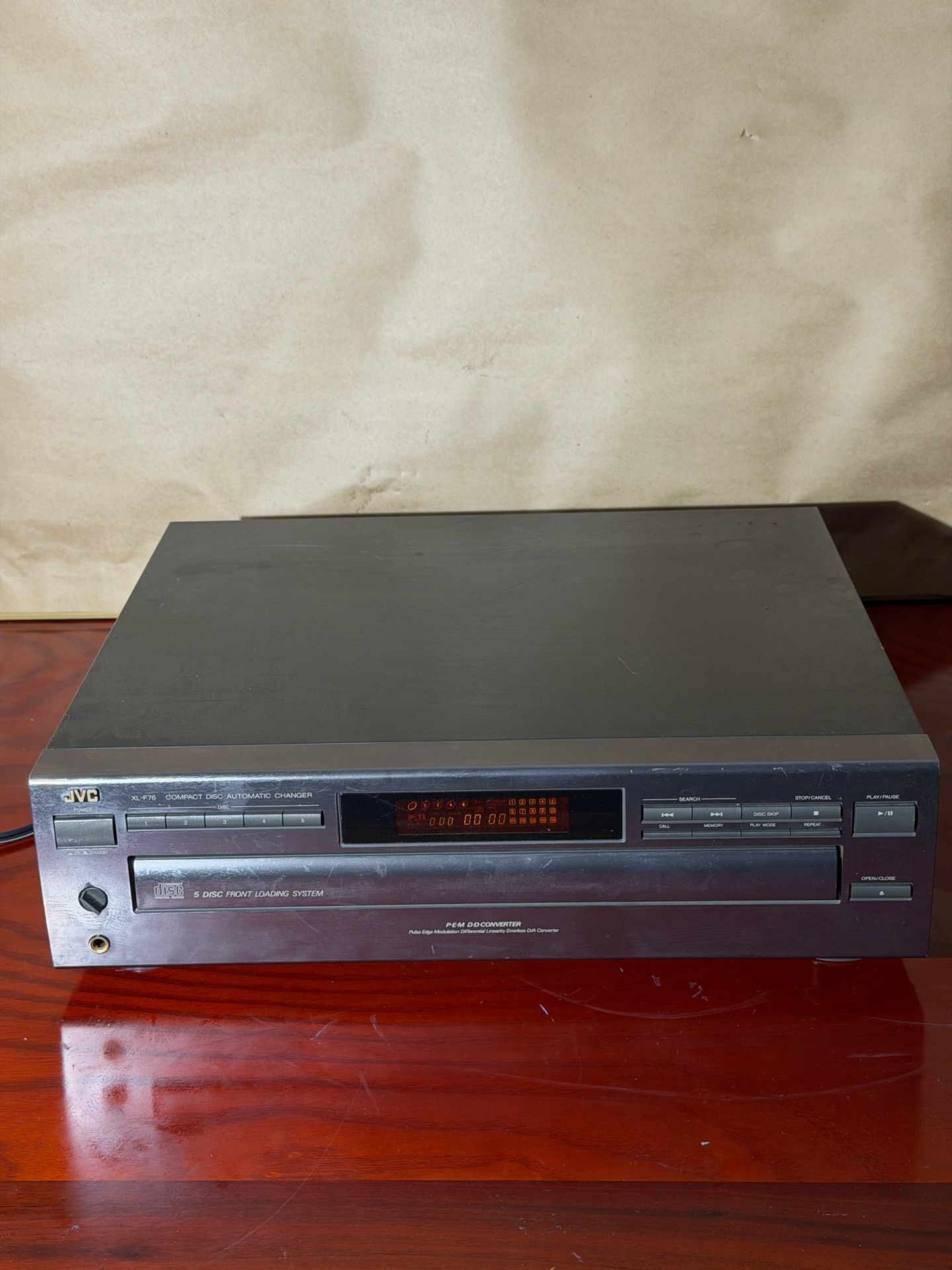 JVC XL-F76 5 Compact Disc CD Player Changer  