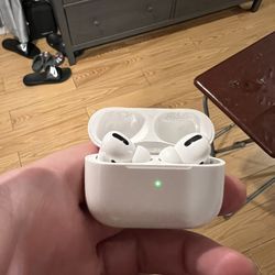 AirPods Pro Used