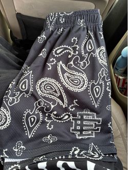 Erick  Emmanuel shorts