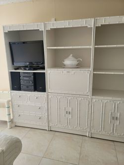 Wall drobe 3 pieces white