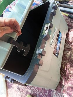 Igloo Ice Chest