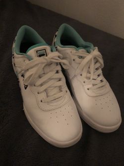 Women Tennis Shoes!