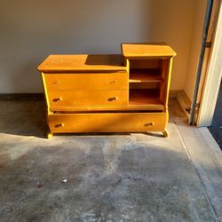 Wood Changing Table Good Quality Made In CANADA  PALI