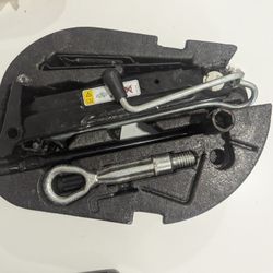 Mini Cooper 2016  Tire Jack Tool