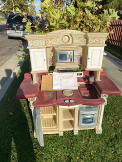 Free little house