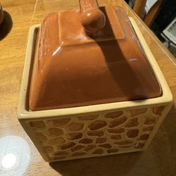 Ceramic Giraffe Container