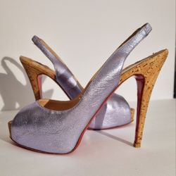 😍 Christian Louboutin HEELS 😍