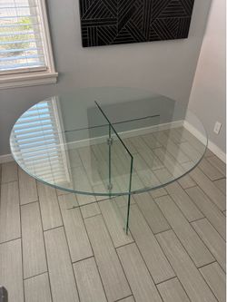 Modern Round Glass Dining Table