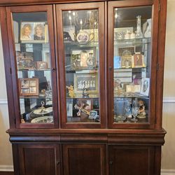 Hutch With Glass Shelves 