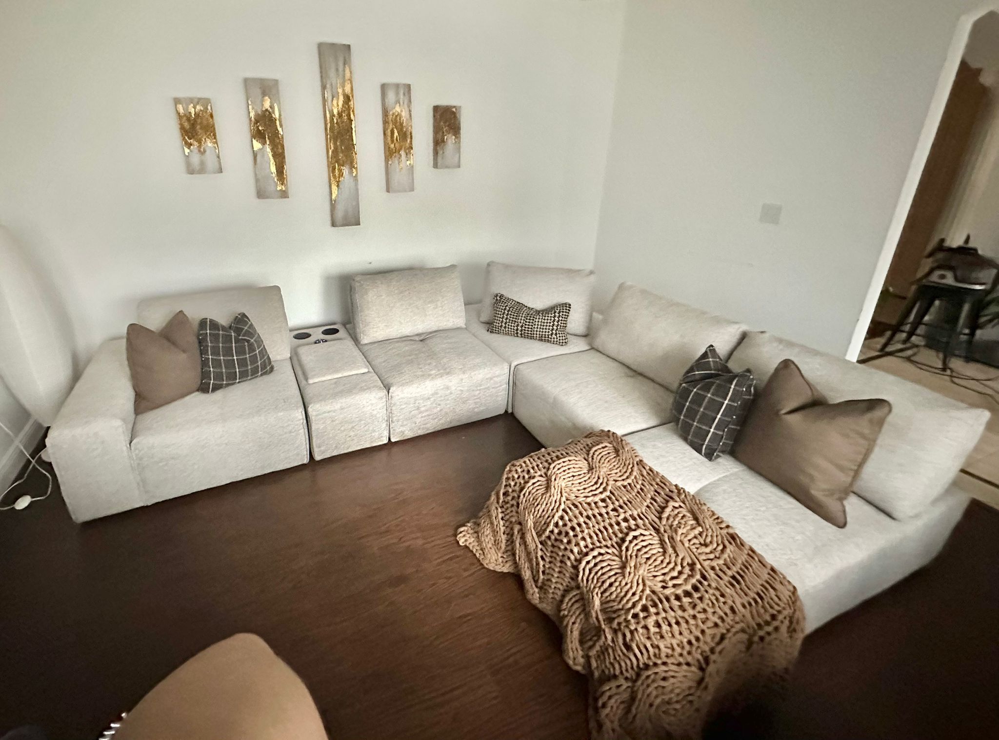 Sectional/Modular Sofa Rooms to go Laney Park Beige/Gray 6 Pieces (1 is Speaker) DELIVERY AVAILABLE