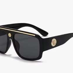 NEW  MEANEMPIRE BOSS SUNGLASSED