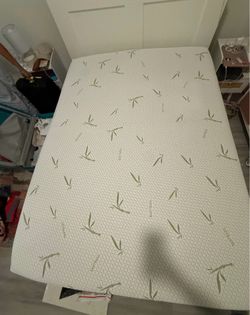 Tulo Bamboo 10" Full Mattress