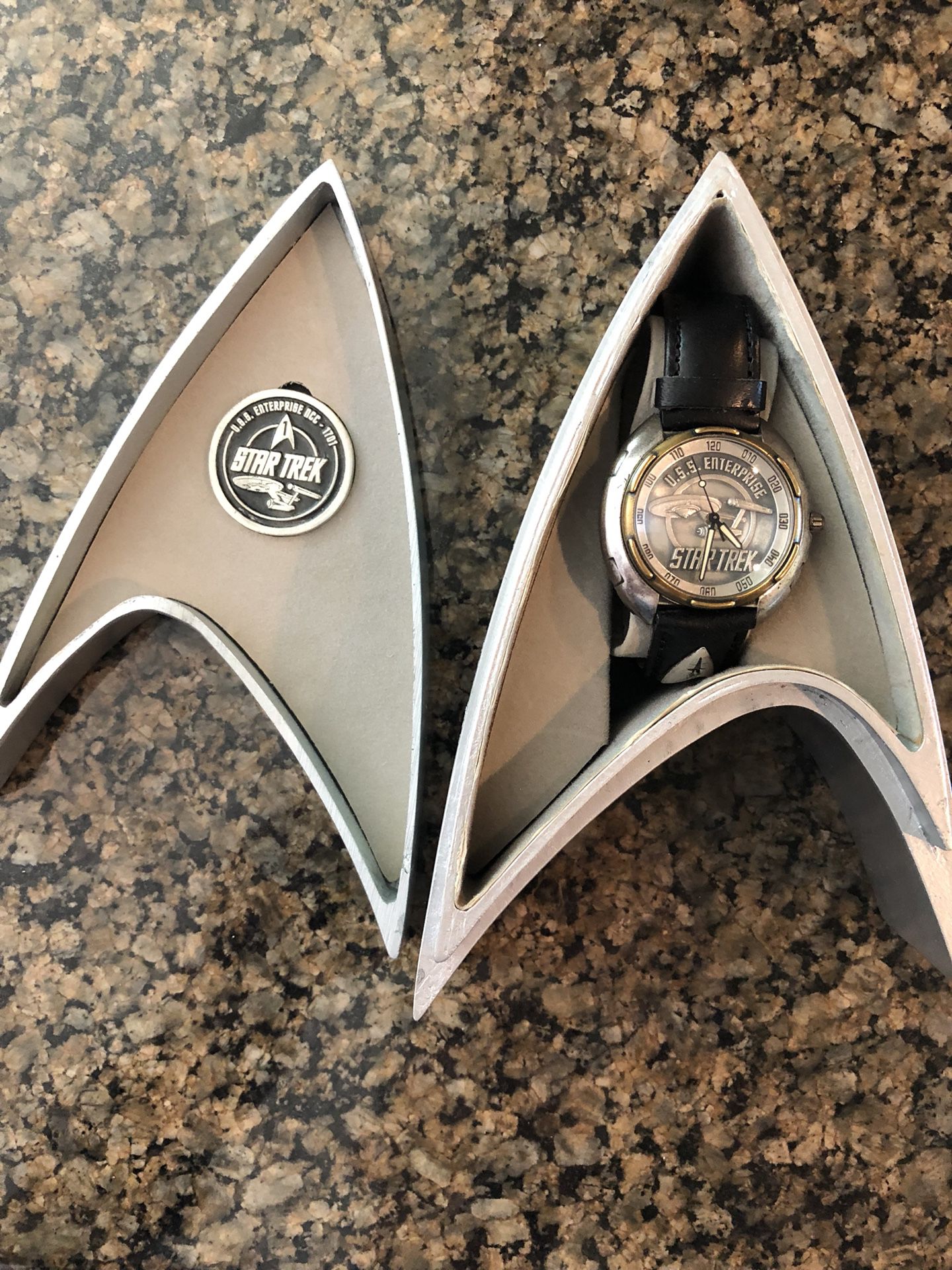 Star Trek Commemorative Timepiece Fossil Collectors Watch
