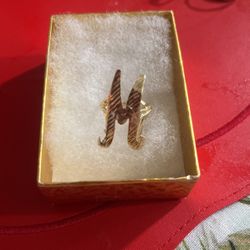 14 Karat Gold Ring M Size 9