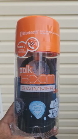 Polk boom swimmer dual speaker Bluetooth