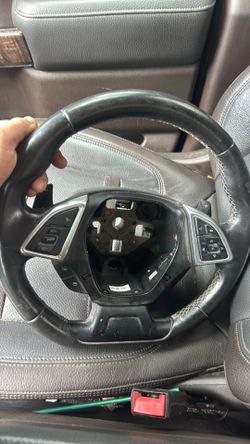Used steering wheel for 2016 - 2024 Camaro