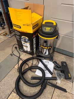 Stanley SL18129 Wet/Dry Vacuum 4 Gallon  Stainless Steel Tank