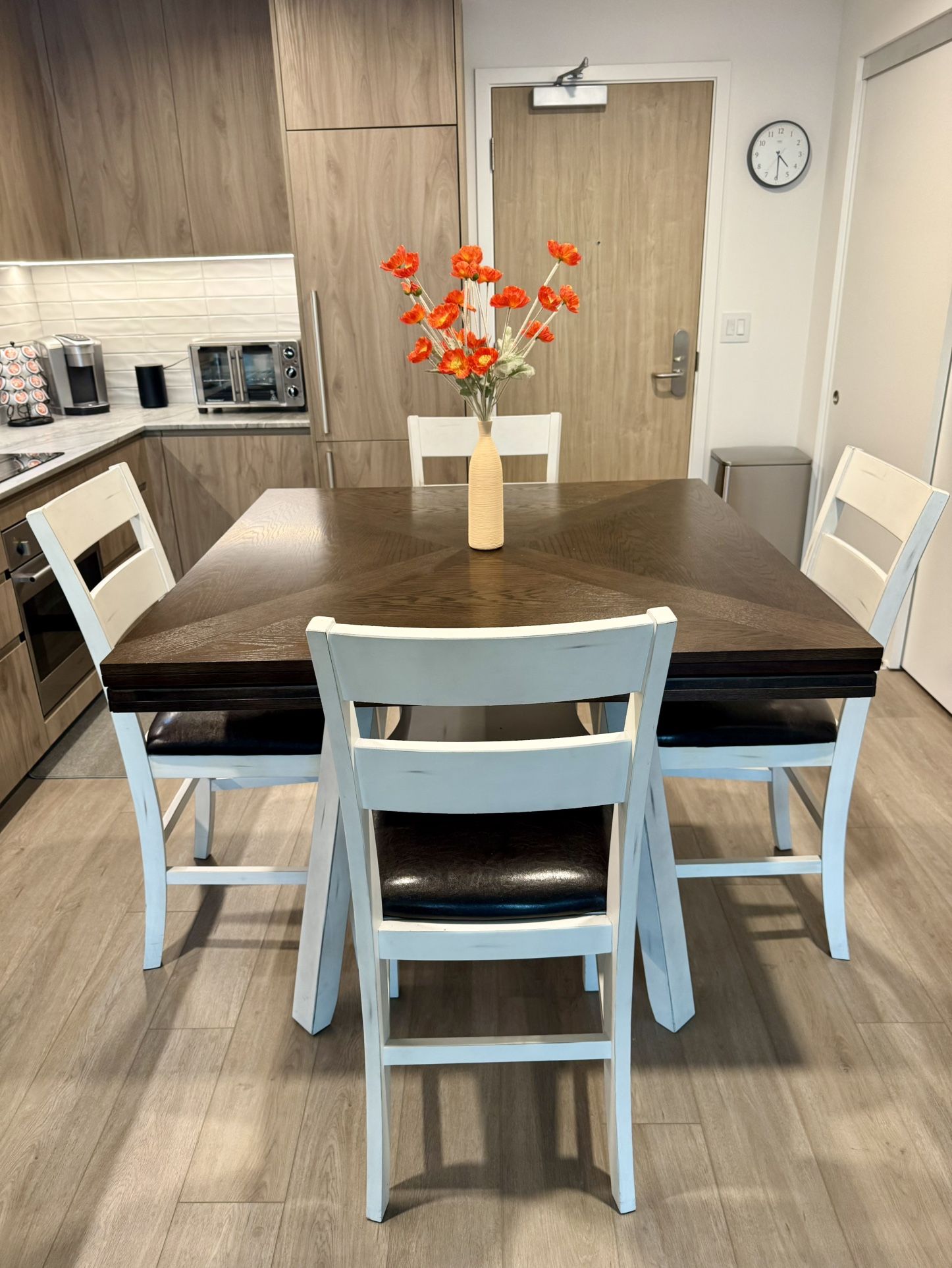 Dining Room Table Set (90015)