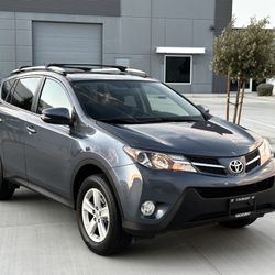 2013 TOYOTA RAV4 XLE AWD
