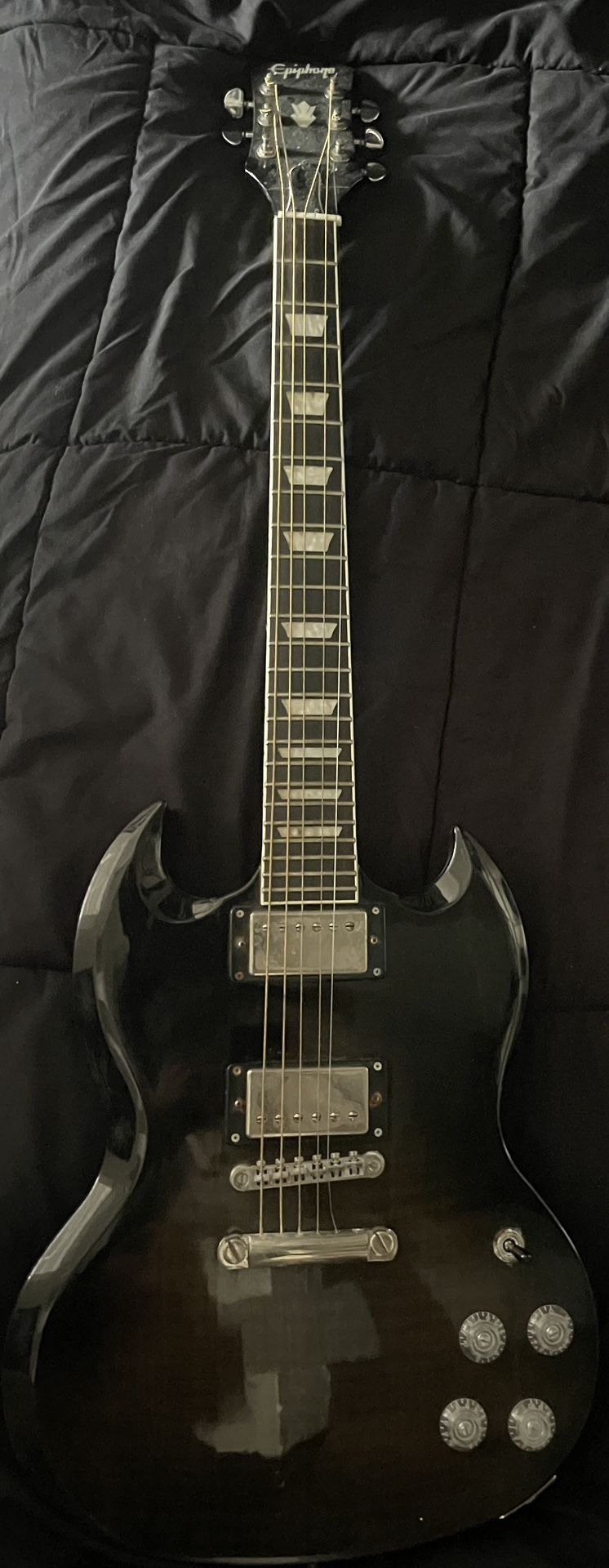 Epiphone SG (Headstock Damage For Repair Or Parts****)