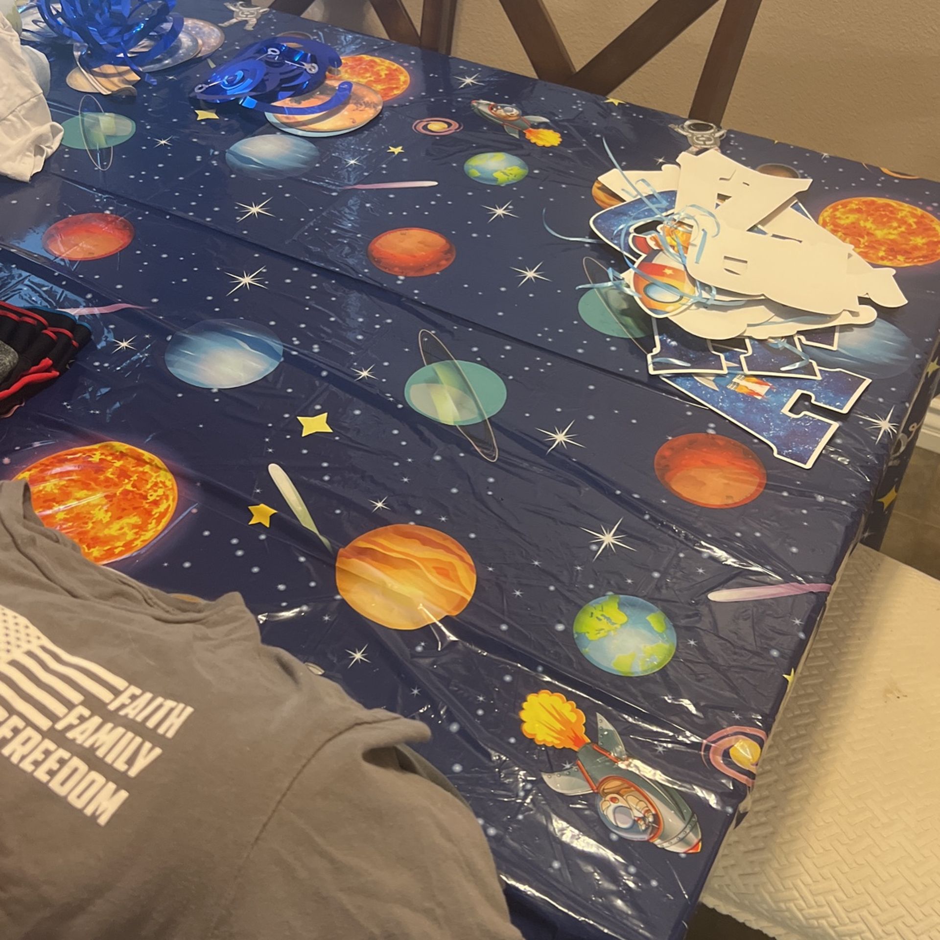 Space Table Cloth “Plastic” Comes With Happy Birthday Banner