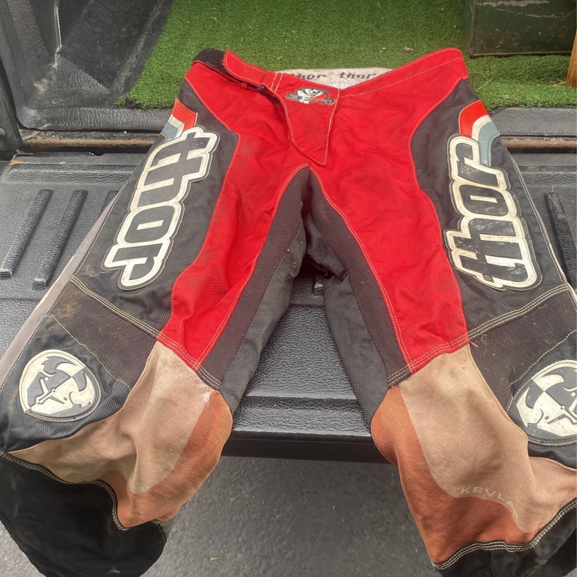 There Dirt Bike Ridding Pants Size 36