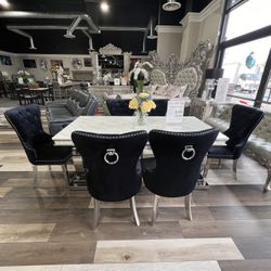 7 Pc Dining Table 