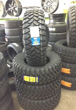 35x12.50R18LT comforser mt