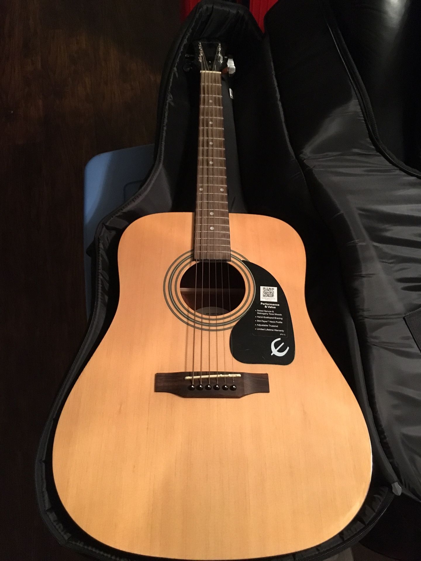 Epiphone PR100 Acoustic Guitar & Gig Bag